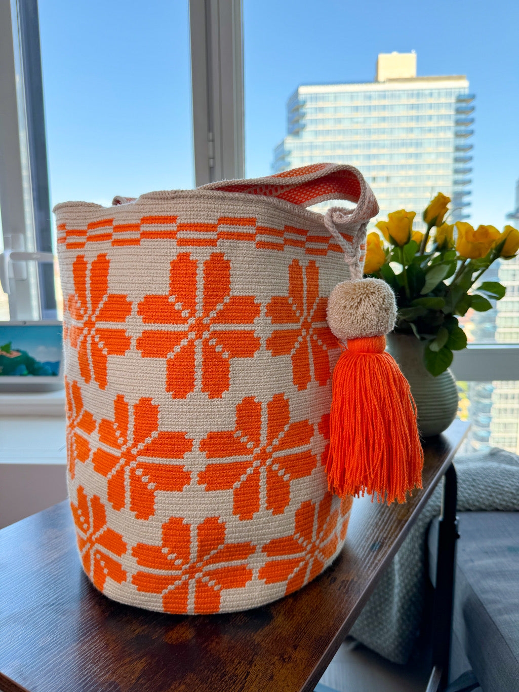 Two-tone Wayuú Mochila in Orange Threat