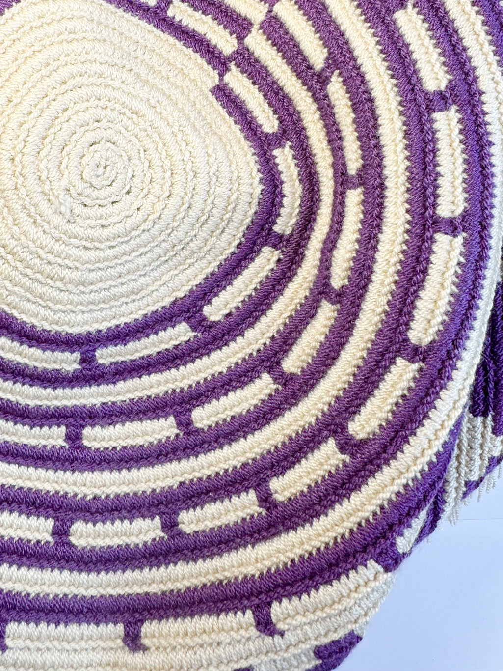 Two-tone Wayuú Mochila in Purple Threat 6