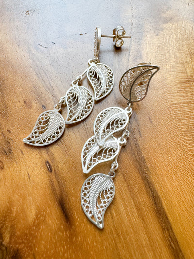 Filigree Leaf Chain Pendants