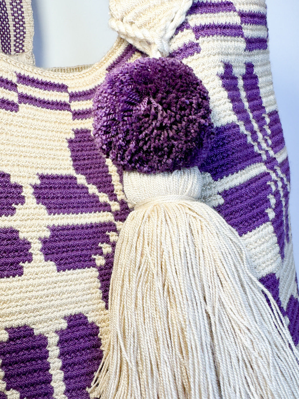 Two-tone Wayuú Mochila in Purple Threat 2