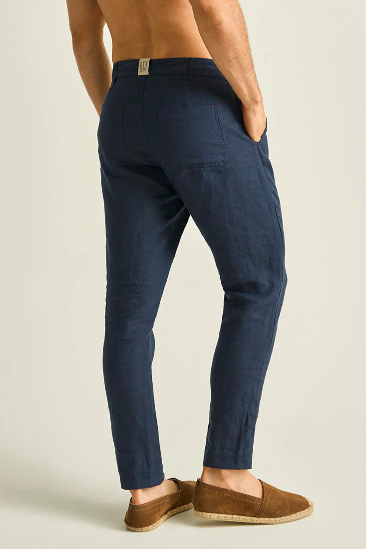 Linen Trousers by Ilot